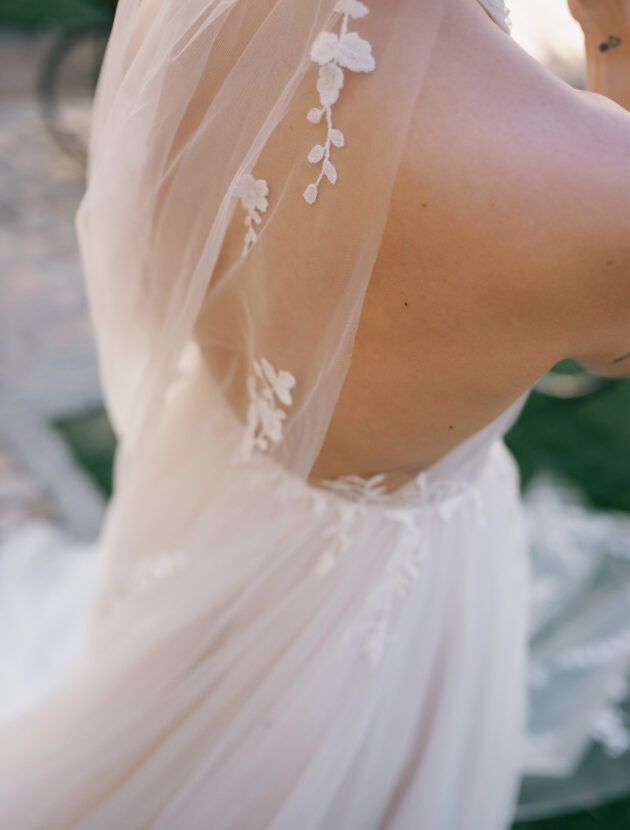 A-lijn trouwjurk met halter neklijn