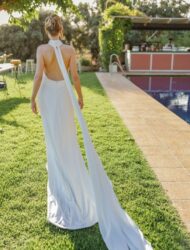 Exclusieve Eva Lendel Couture Trouwjurk Rouge – Afneembare sleep voor een 2e look