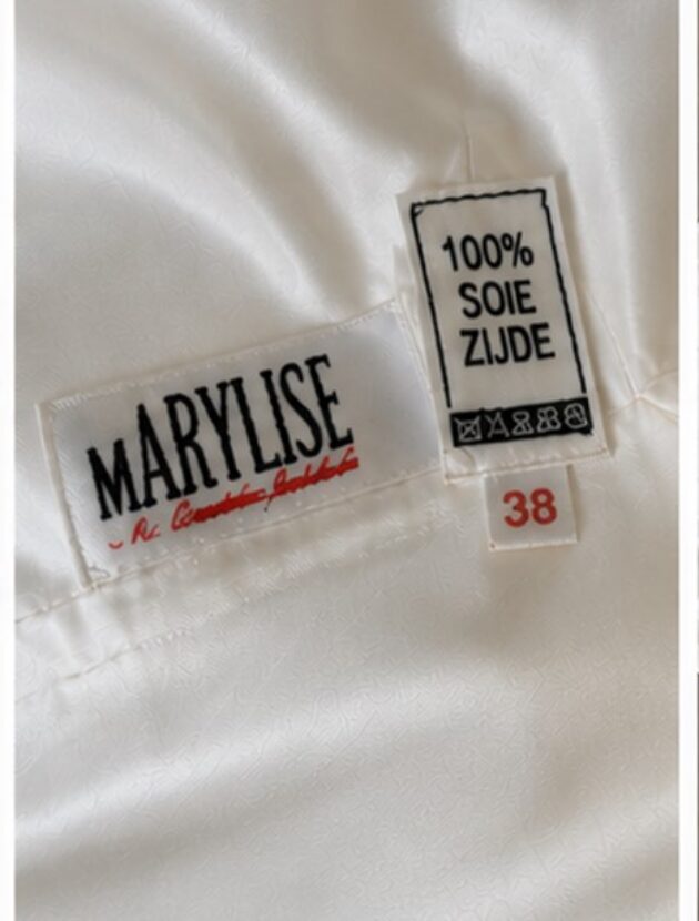 Marilyse trouwjurk – 100% zijde – maat 38 – professionele reiniging