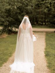 Modeca trouwjurk met sluier
