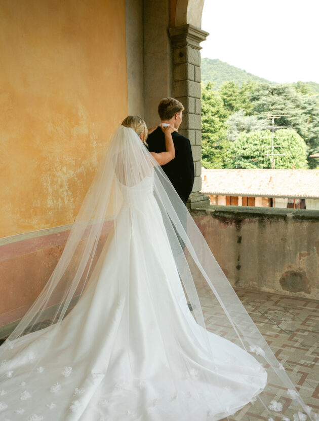 Strapless satijnen trouwjurk van Pronovias