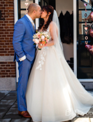 Blush/ champagne kleurige Enzoani Blue Lennox trouwjurk in maat 36