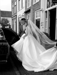 Trouwjurk Justin Alexander Signature Charleston (evt. met sluier en onderrok) maat 34-36