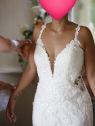 Sincerity bridal 44343. Label Size EU 40 • Ivory / Ivory