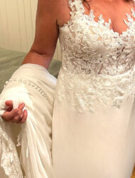 Lillian West 66240 – bohemian A-lijn trouwjurk met illusion hals, 4 uur gedragen