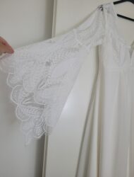 Bohemian witte bruidsjurk met kanten mouwen maat 44