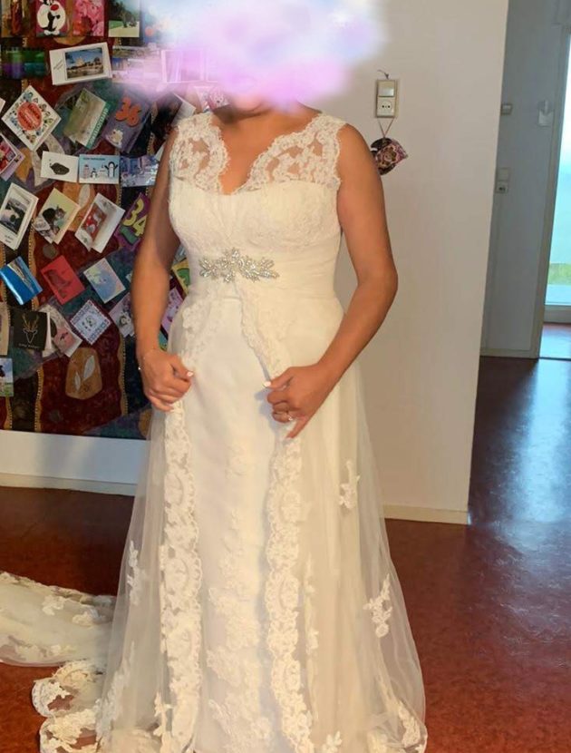 Bijzonder kanten trouwjurk Pronovias A-lijn