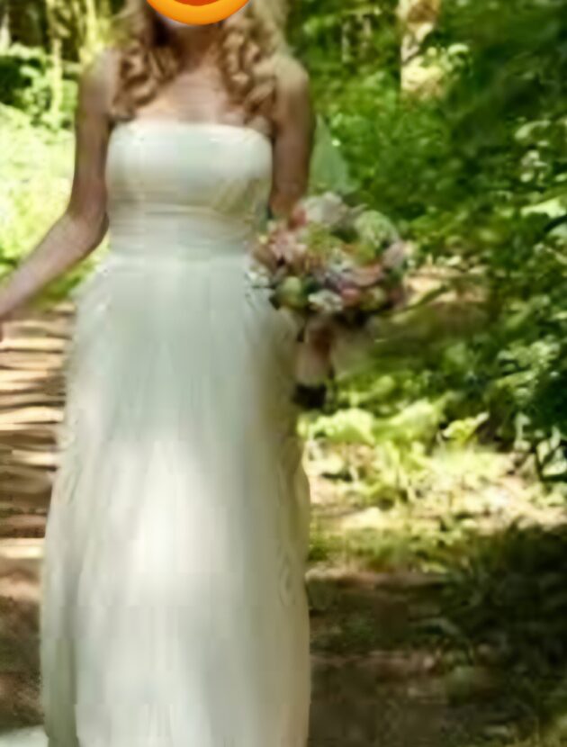 Prachtige off white strapless trouwjurk