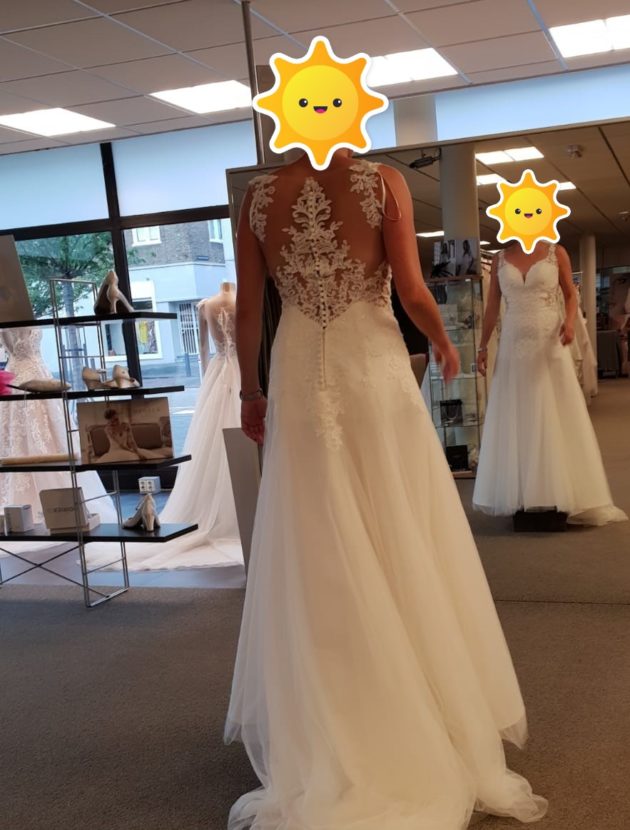 Prachtige mooie fit&flare trouwjurk van Ladybird 2020