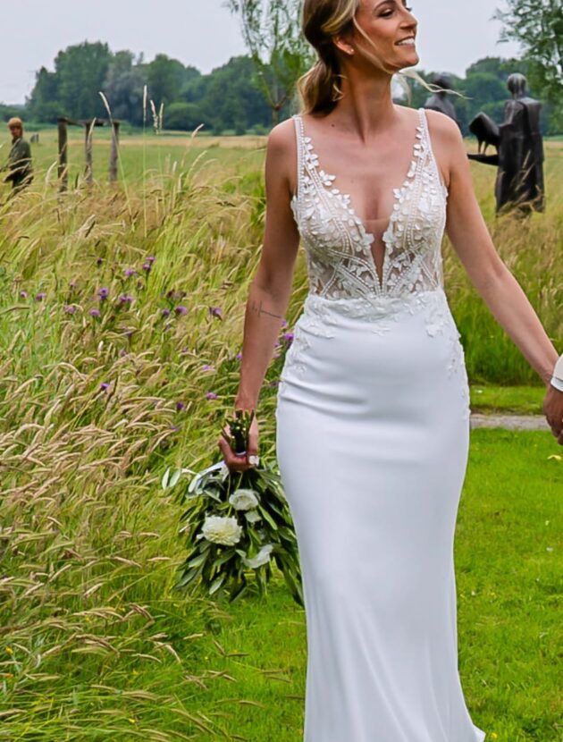 Prachtige trouwjurk β elegant, vrouwelijk & uniek π€